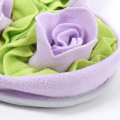 Interactive Snuffle Mat Dog Pet Dog Lick Mat Slow Feeding Sniffing Mat Heart Rose Flower Shape Interactive Dog Puzzle Toy